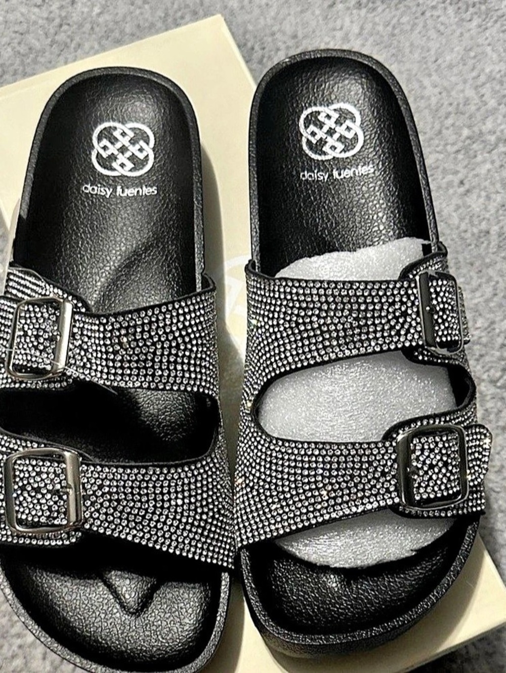 daisy fuentes Natalie Rhinestone Buckle Sandals in Black US 10